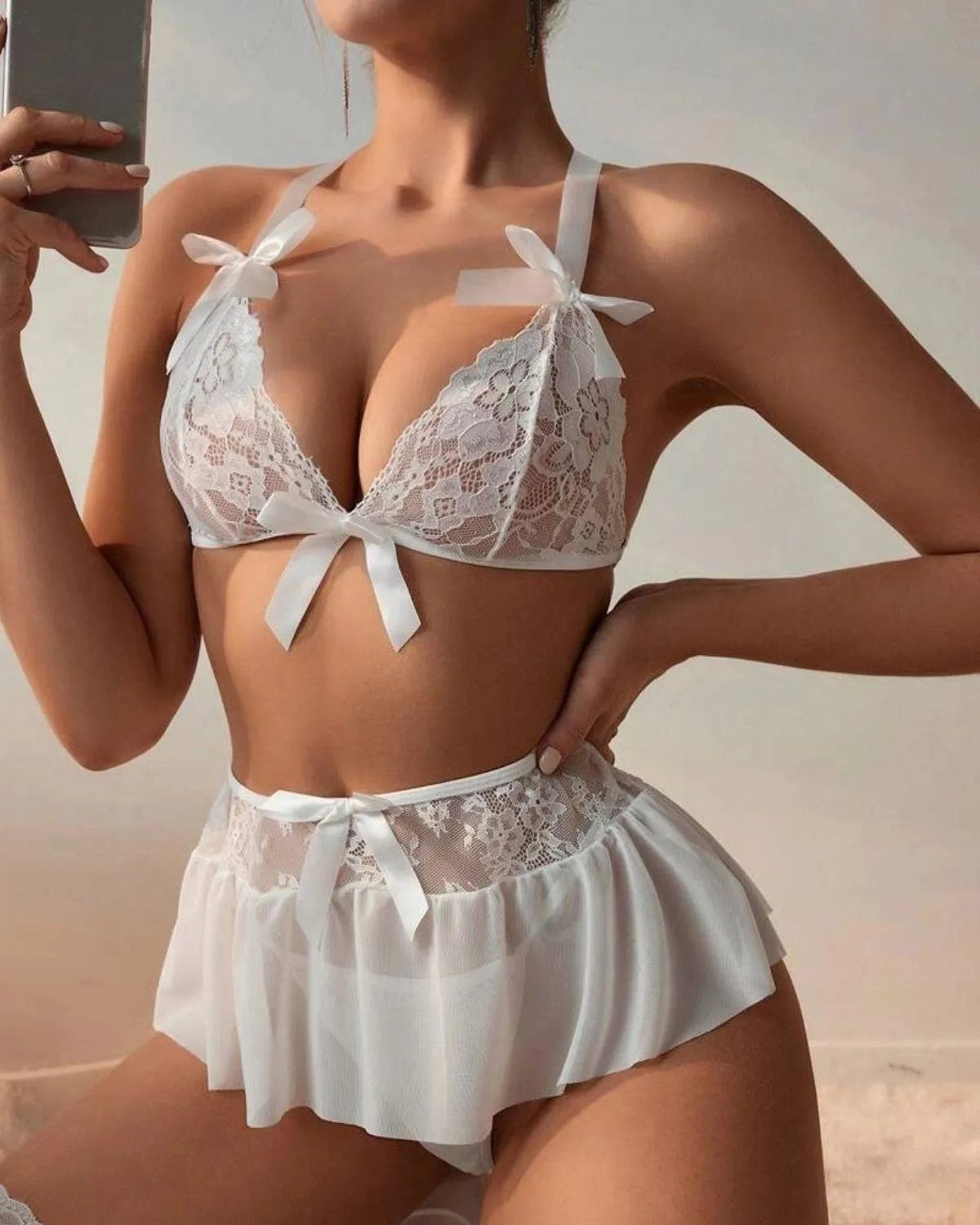 Fantazi Beyaz Dantelli Fiyonklu Seksi Babydol