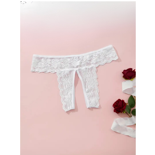 Büyük Beden Fantezi Kadın 3'lü Özel Bölgeleri Açık Dantelli Tanga seti