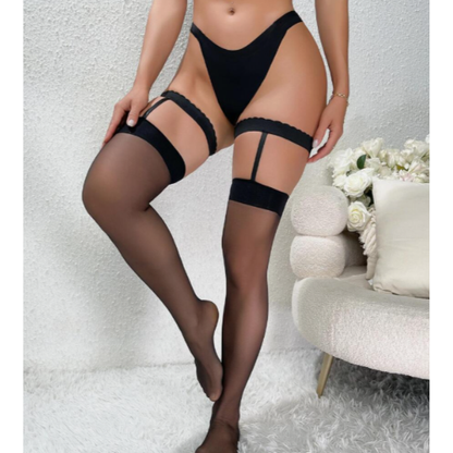 Fantezi Kadın Siyah Dantel Bacak Bantlı String Jartiyer Çorap Takımı